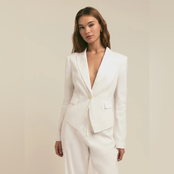 Favorite Daughter Jackets & Blazers - NWT Favorite Daughter the Short Favorite Linen Blazer in Ivory in Medium